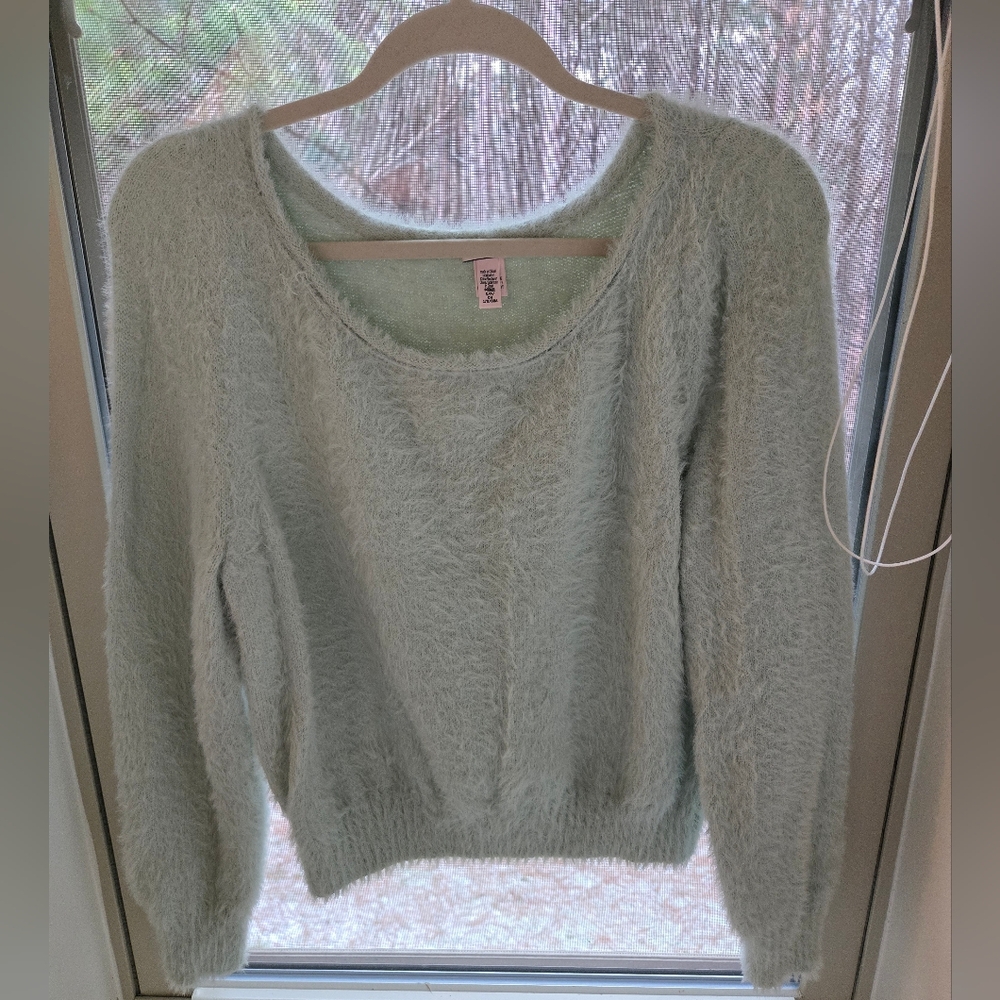 Victoria's Secret Mint Green Fuzzy Sweater Dize Small